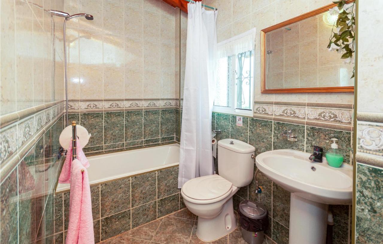 Awesome Home In Antequera With Wifi Exterior foto